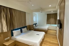 Hotel Sun City, Kadi