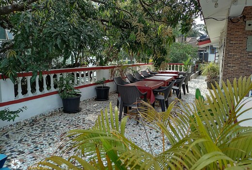 Family 4 Private Rooms/ Bathroom/kitchen