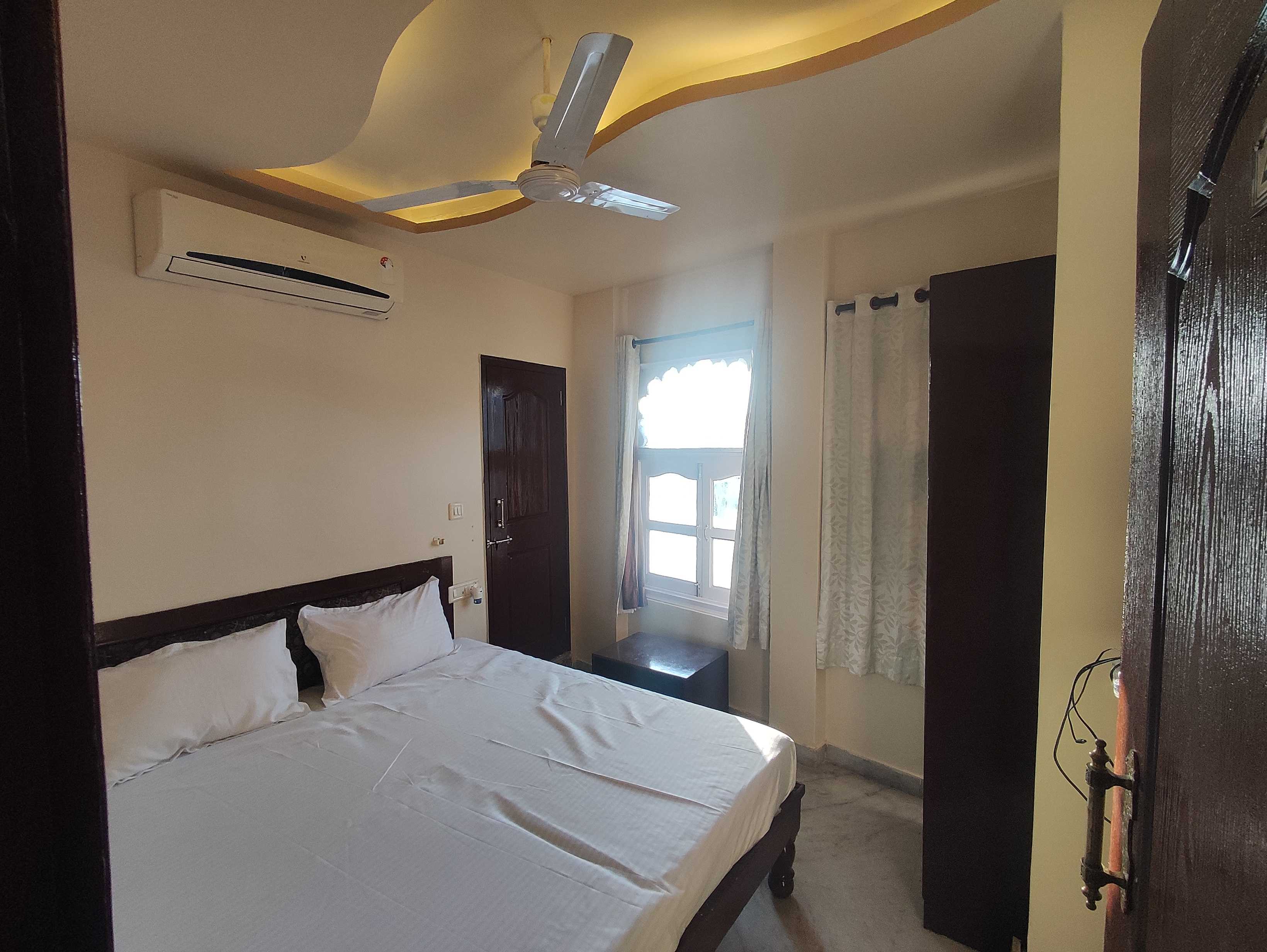Hotel O Girwa Udaipur - Tap to explore photos
