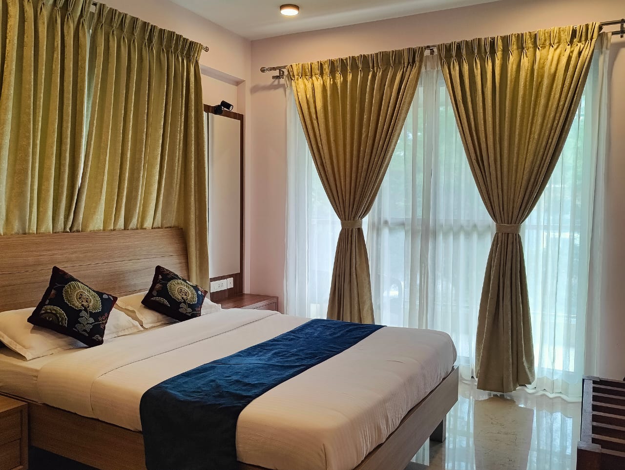 Tara Suites, Bangalore