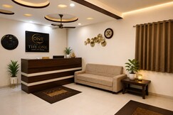 Hotel The One, Rajkot