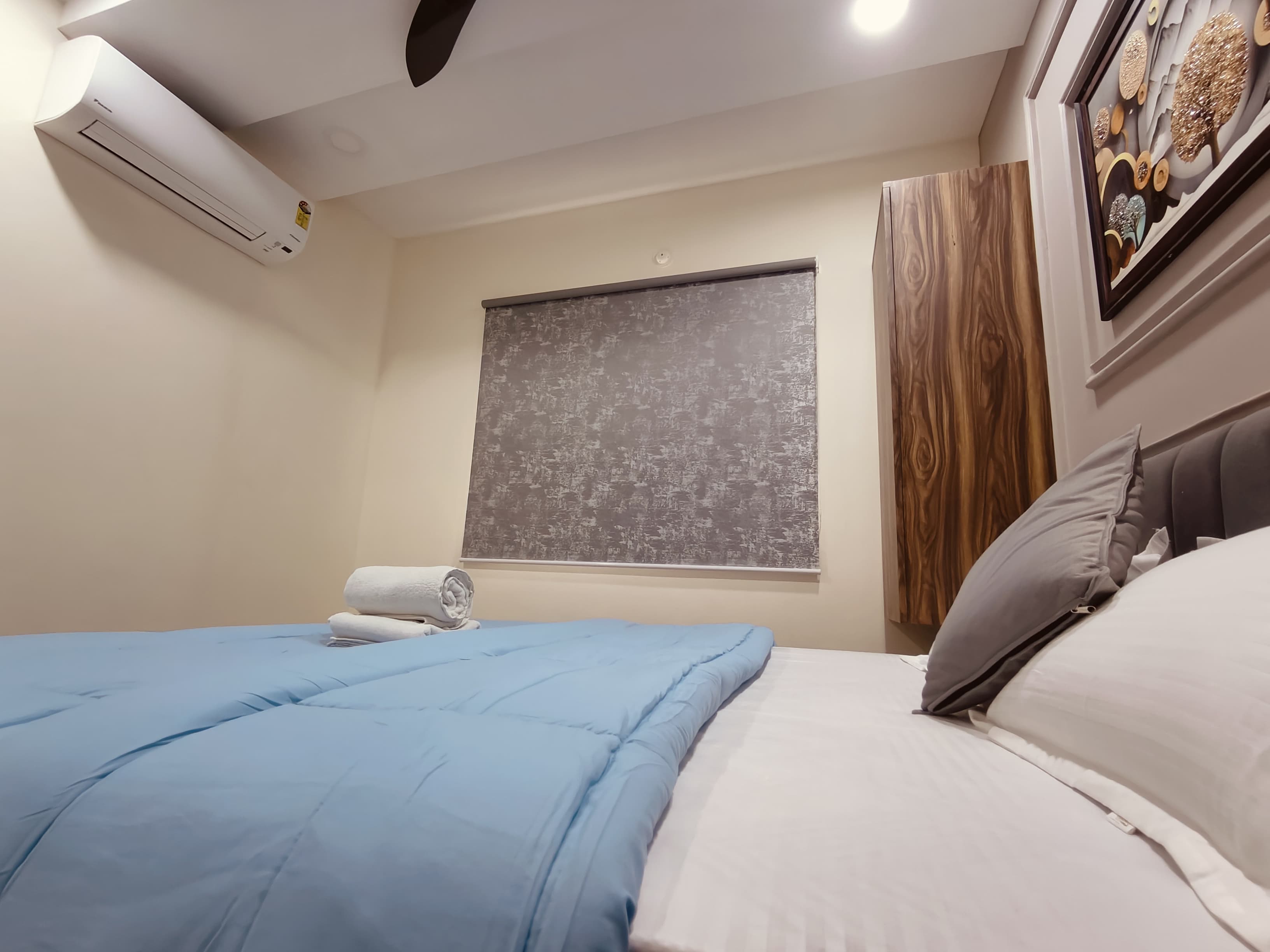 Staeg Urban Nest Fully Furnished 1Bhk 112 - Tap to explore photos