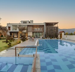 Swimming Pool 1
