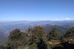 Hotel Kausani Retreat, Kausani