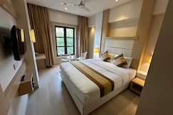 SOUTH COAST HOTELS, Thane