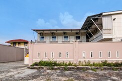 Hotel O Putri Homestay Syariah Near SPBU 14.282.694 (Air Hitam), Pekanbaru