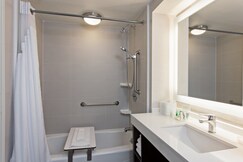 Holiday Inn LONG BEACH AIRPORT, Tecate