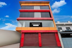 Super Townhouse Jhilmil Metro Station Formerly Legacy Residency, Delhi