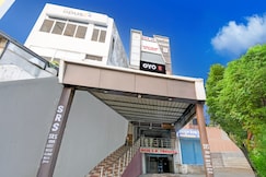 Hotel O SRS Inn Guest House, Gorakhpur