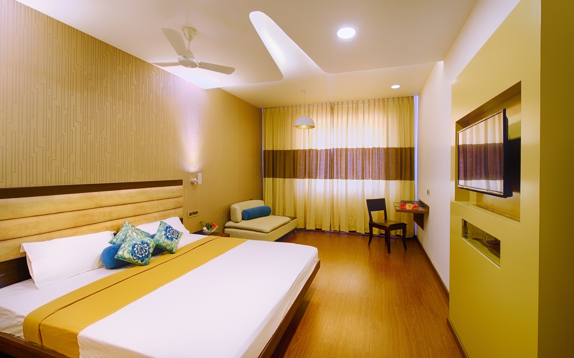 Hotel Priyadarshini Pride - Tap to explore photos