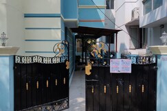 KM Men's Hostel, Chennai