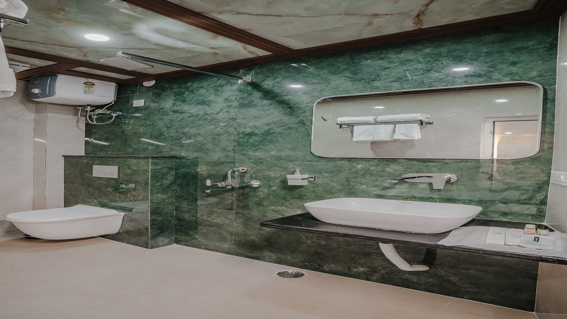 HOTEL SHASHI GRAND - Tap to explore photos