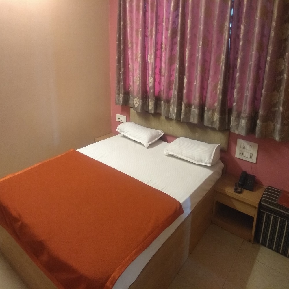 HOTEL FARHAT EXECUTIVE  - Tap to explore photos