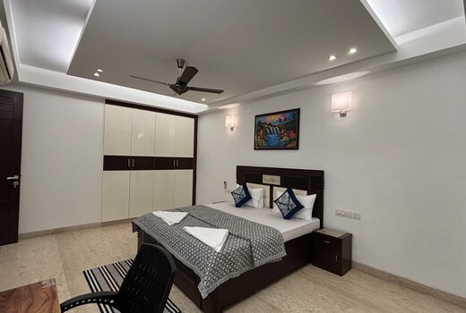Under My Roof Premium Apartment