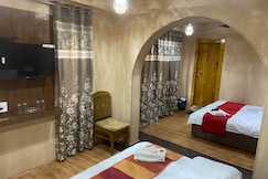 Hotel Babu, Srinagar