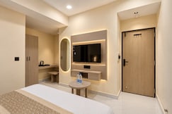 Hotel City Star, Kalol