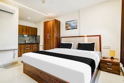 HOTEL O HRK INN, Indore