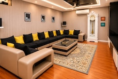 Le Manoir- Luxury Party Penthouse Near Airport & Yashobhoomi, Delhi
