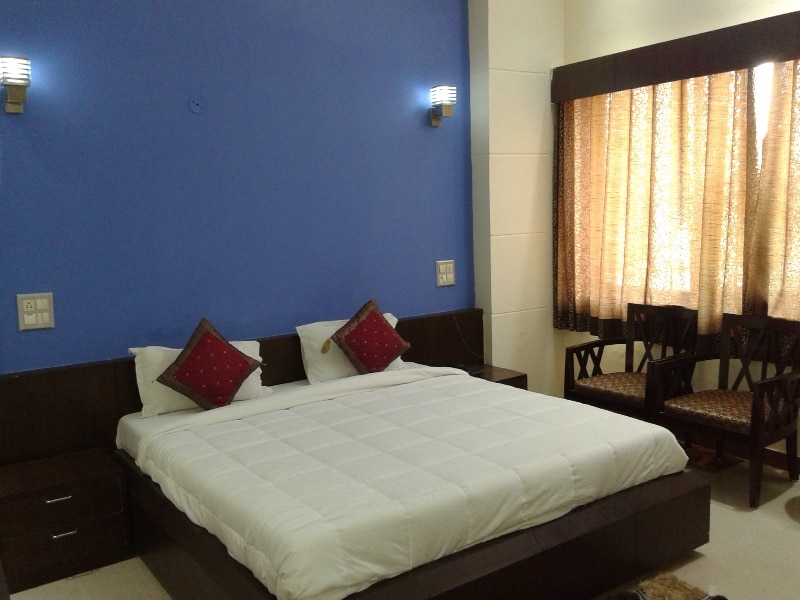 N K HALLIMAX HOTEL  KISHANGARH - Tap to explore photos