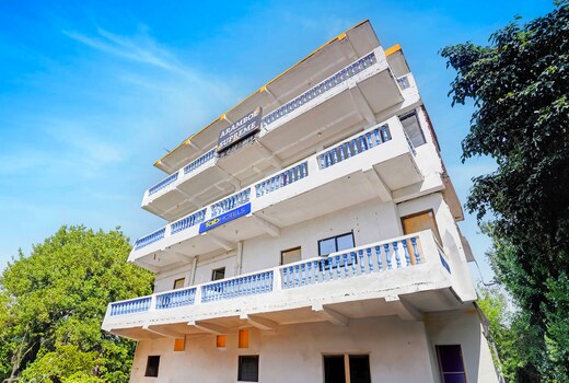 FabHotel Simba Resort