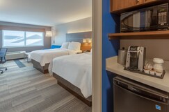 Holiday Inn Express & Suites Rice Lake, Barron