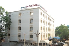 HOTEL ROYAL PARK, Tanuku