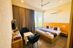 Hotel Olive, Kharar