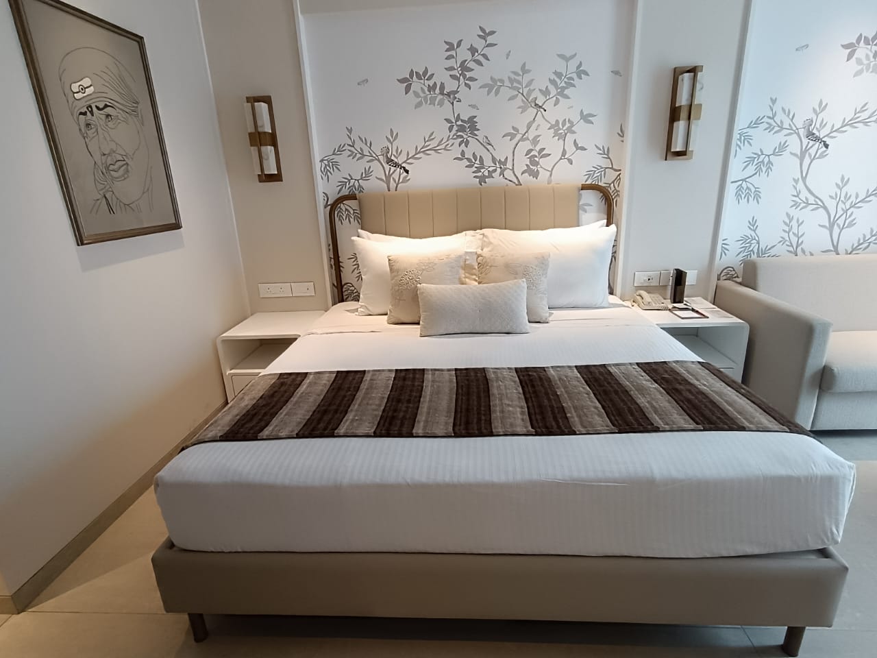 Premier Room 1