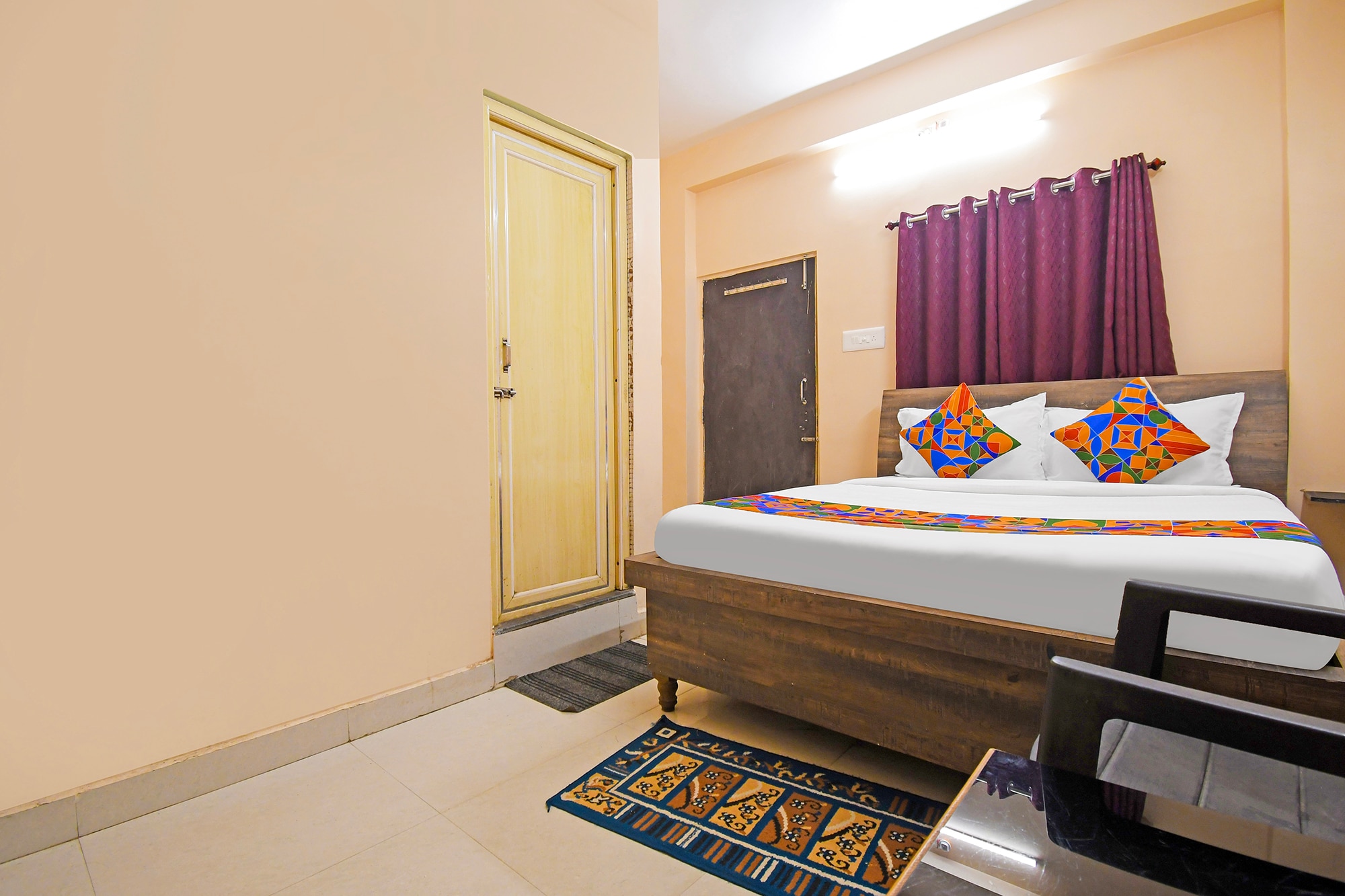 FabHotel Royal Lagoon - Near railway station gate number 1 - Tap to explore photos