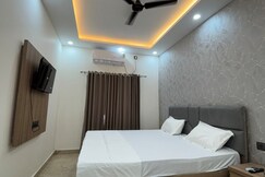 Paras inn Homestay, Rishikesh