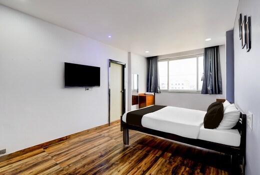 Super Hotel O PRAMOD GUEST INN