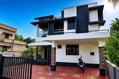 Spacious 10-Guest Home | Near Sasihithlu Beach, Mangalore