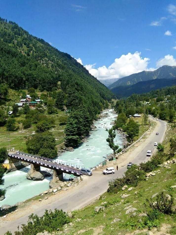 Sadha Bahhar Pahalgam - Tap to explore photos