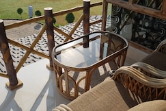 Iora green resort, Warora