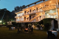 The Pine Oak Resort, Bhimtal