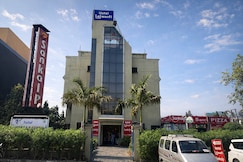 Hotel Lajwanti, Vadgam