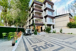 Hotel La Mount Ladakh, Leh