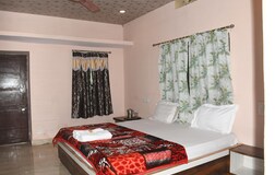 deluxe non ac room