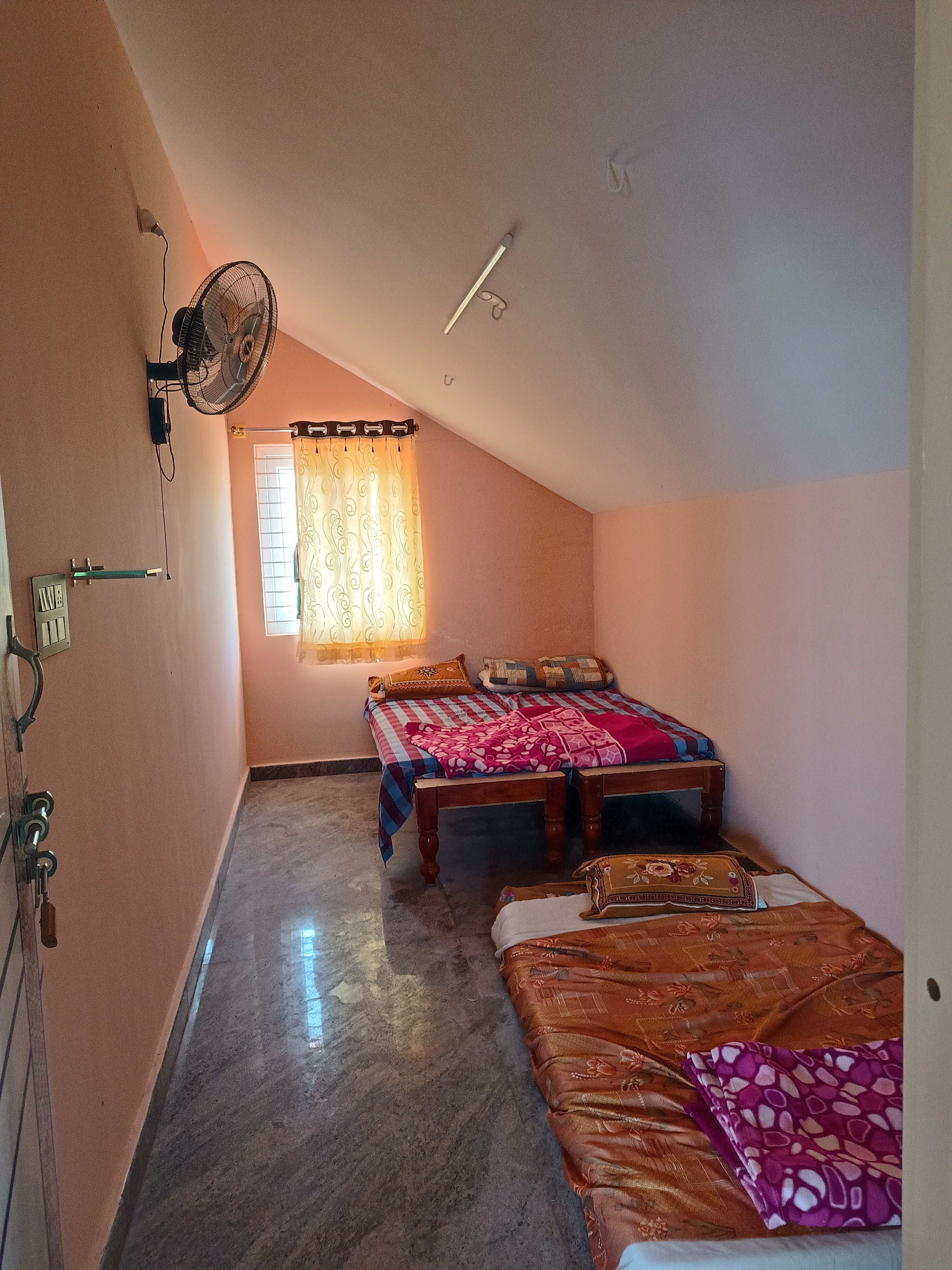 Home in Sulthan Thippasandra    New   6 bedrooms   4 bathrooms - Tap to explore photos