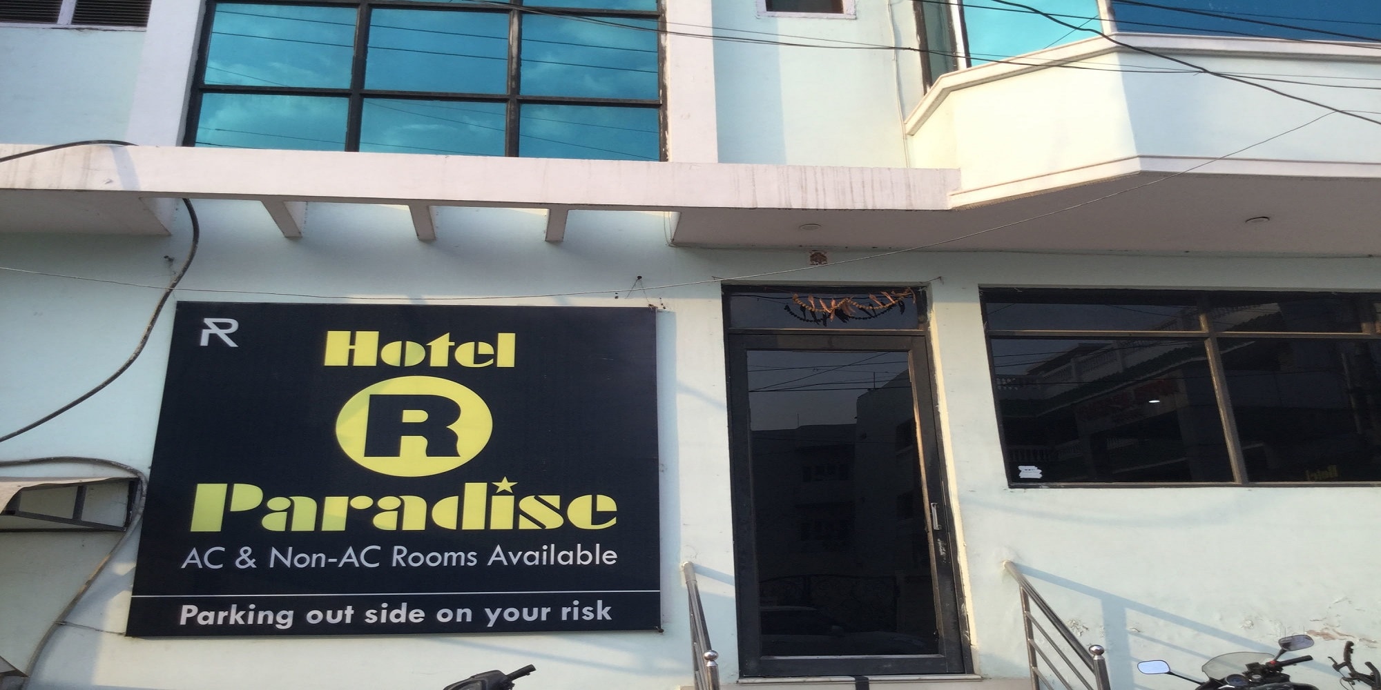Hotel R Paradise - Tap to explore photos