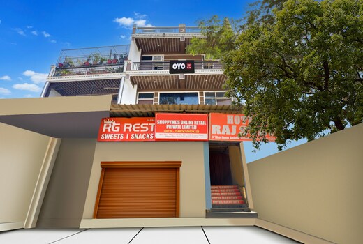 HOTEL O RAJ STAY
