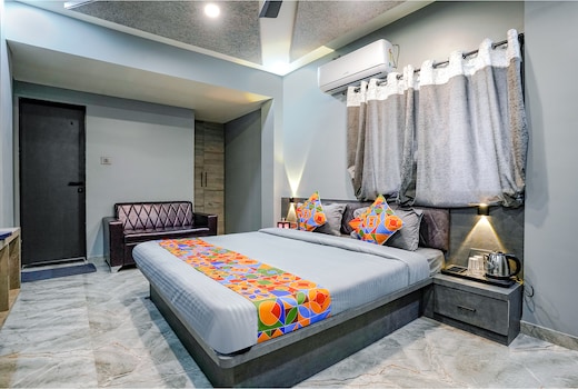 FabHotel Viva House - Talegaon