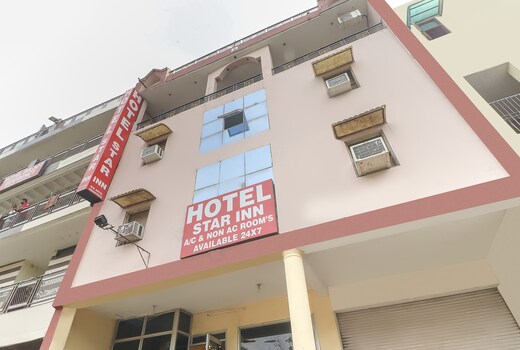 Hotel Star Inn