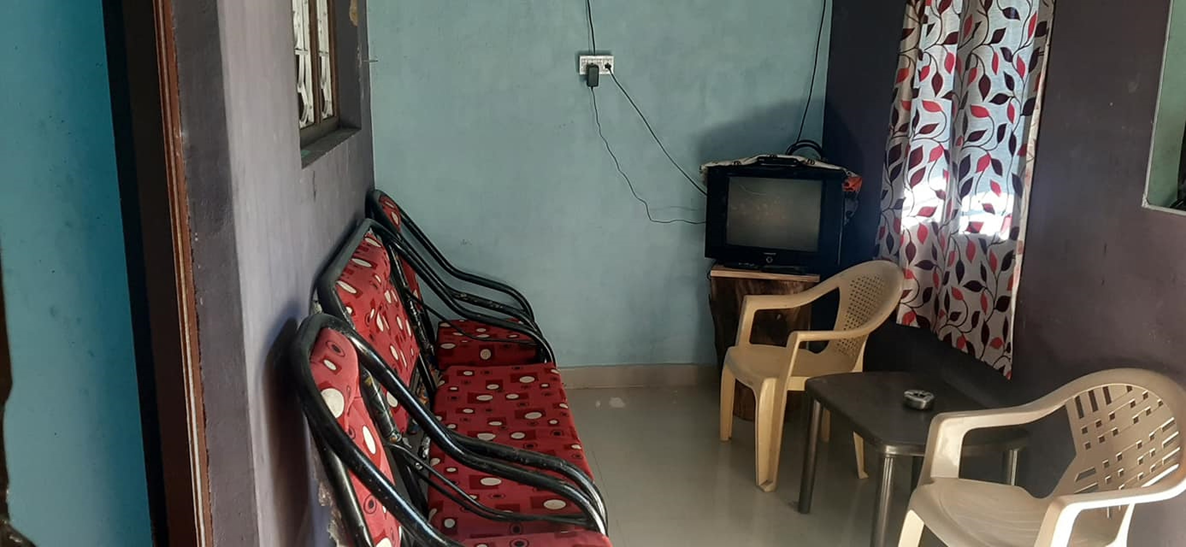 Rich kodai poombarai homestay - Tap to explore photos