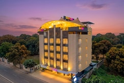 Ginger Indore Nipania, Indore