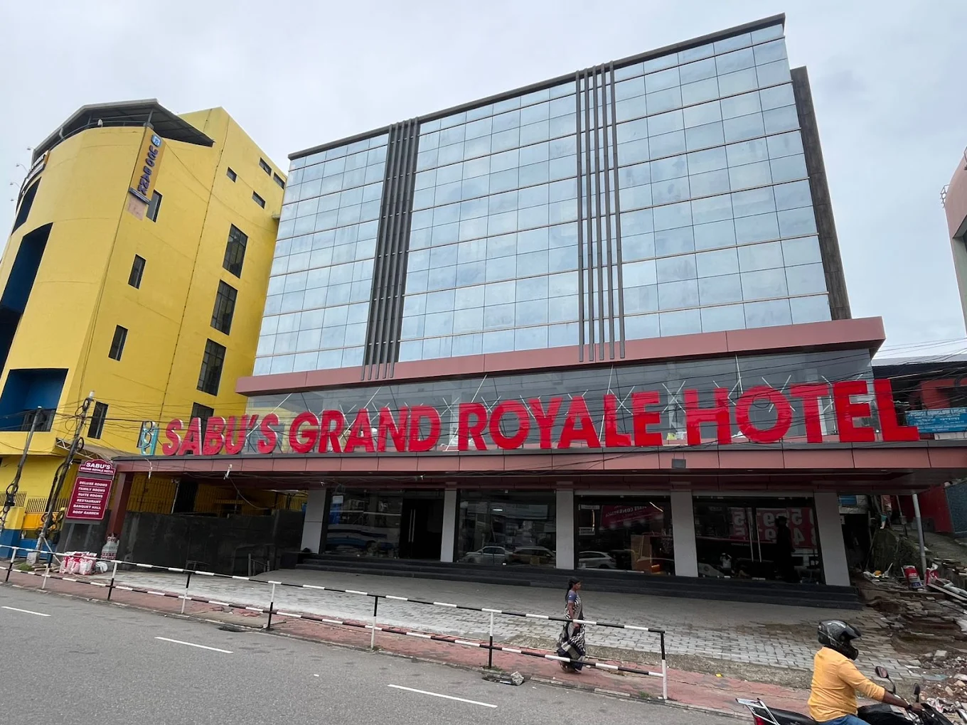 Sabu's Grand Royale- Thampanoor, Thiruvananthapuram
