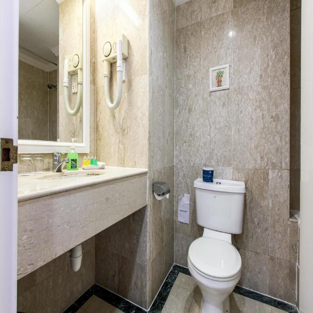 Quality Hotel Marlow Holidays Selections Singapore Start From Idr Per Night Price Address Reviews