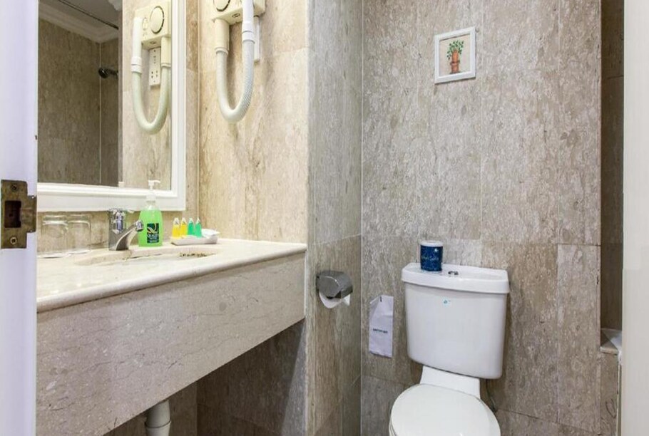 Quality Hotel Marlow Holidays Selections Singapore Start From Idr Per Night Price Address Reviews Quality Hotel Marlow Holidays Selections Singapore Start From Idr Per Night Price Address Reviews