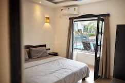 Candolim Aqua Stay, Goa
