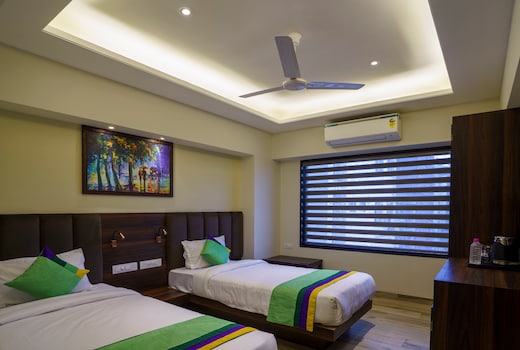Treebo Pink City Grand